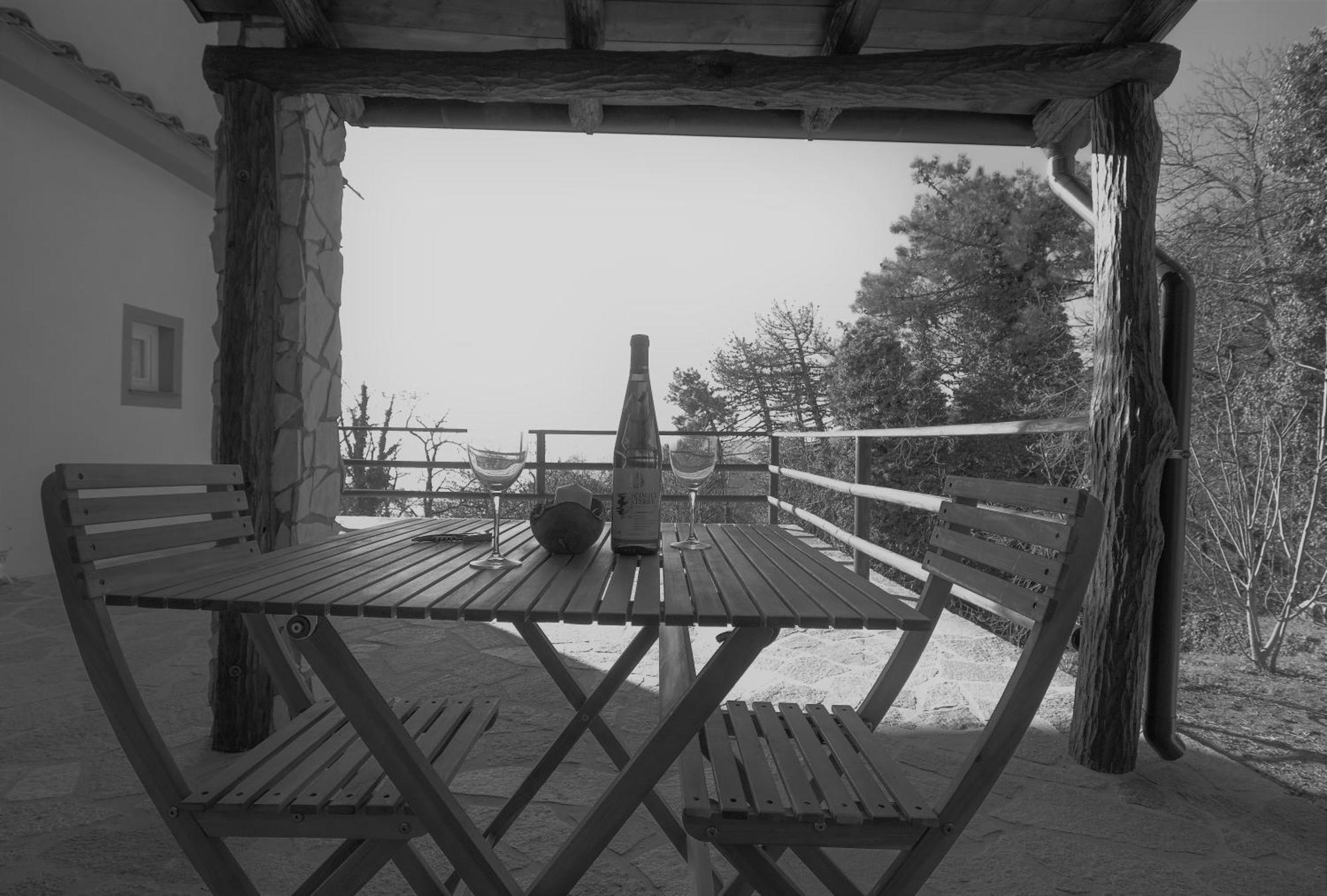 I Tre Grappoli Villa Corniglia Exterior photo